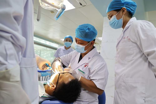 桂林醫(yī)學(xué)院附屬口腔醫(yī)院樂群門診推出午間夜間門診，拓展便民口腔診療服務(wù)